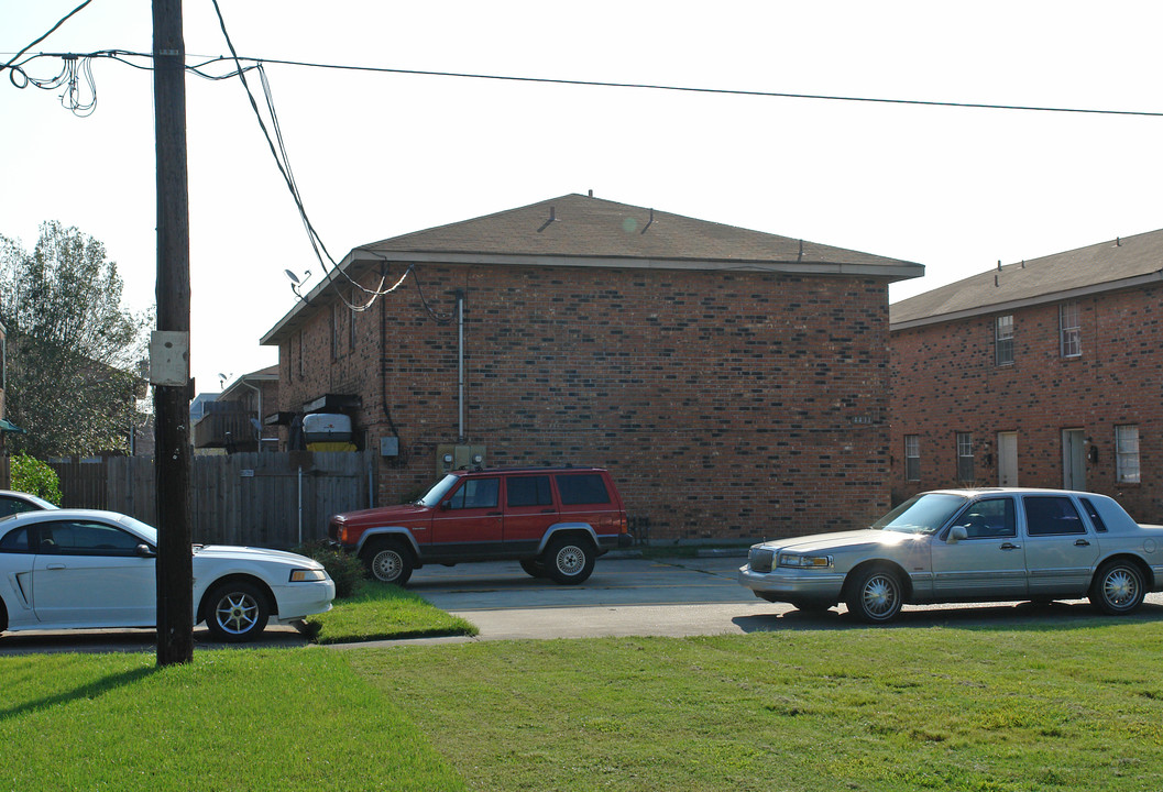 4431 Kent Ave in Metairie, LA - Building Photo