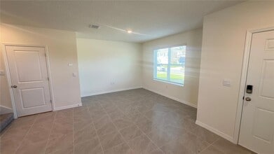 5601 Brosnan Rd in St. Cloud, FL - Building Photo - Building Photo
