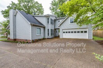 221 Adams Ct in Franklin, TN - Building Photo - Building Photo