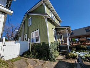 1033 Orchard St in Charleston, WV - Building Photo - Building Photo