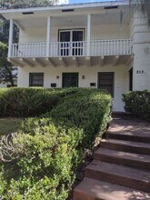 215 NE Blvd in Gainesville, FL - Building Photo - Building Photo