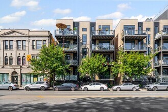 2814 W North Ave in Chicago, IL - Building Photo - Building Photo