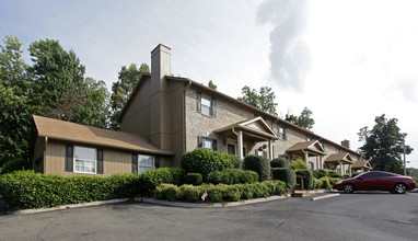 Hinton Hollow Apartments in Knoxville, TN - Building Photo - Building Photo