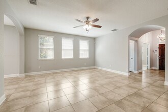 12535 Quarter J in San Antonio, TX - Building Photo - Building Photo