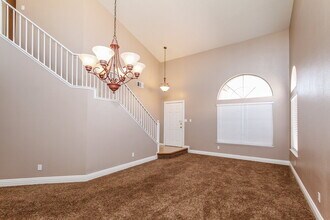 261 Mariposa Way in Henderson, NV - Building Photo - Building Photo