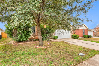 1424 Queens Brook Ln in Fort Worth, TX - Building Photo - Building Photo