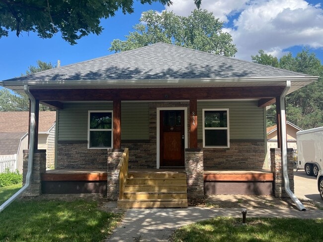 property at 834 Eastside Blvd