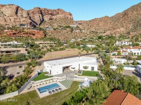 4905 E White Gates Dr in Phoenix, AZ - Building Photo