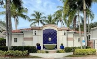 5601 Cove Cir in Naples, FL - Building Photo - Building Photo