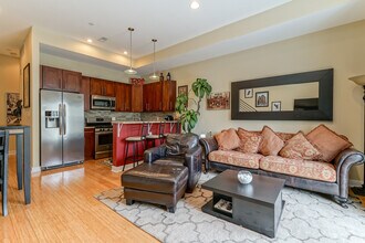 1533 Fairmount Ave in Philadelphia, PA - Building Photo - Building Photo