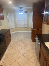 2205 Mountain Quail Way in Modesto, CA - Building Photo - Building Photo