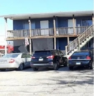 2604 Pine St in Pekin, IL - Foto de edificio