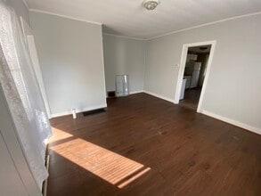 1043 Dreher Ave in Stroudsburg, PA - Building Photo - Building Photo
