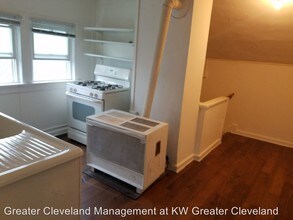 1619 Hillcrest Rd in Cleveland Heights, OH - Building Photo - Building Photo