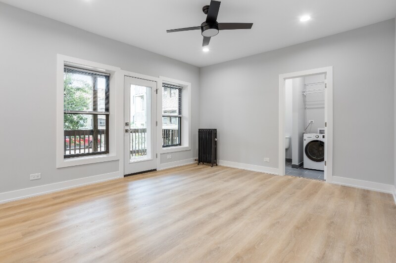 1239 W Morse Ave in Chicago, IL - Building Photo