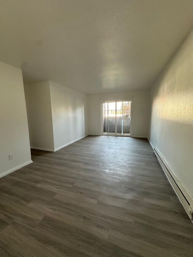 Delmonico Apartments in Salt Lake City, UT - Building Photo - Building Photo