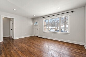 5527 Linden St in Roeland Park, KS - Building Photo - Building Photo