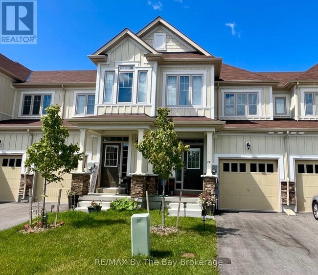 property at 20 Little River Xing