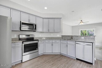 9455 Night Harbor Dr in Leland, NC - Building Photo - Building Photo