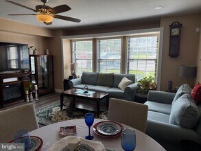 22 Bridgewater Dr in Evesham, NJ - Building Photo - Building Photo