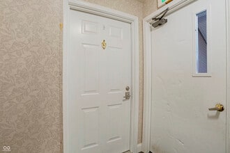 6525 Emerald Hill Ct in Indianapolis, IN - Building Photo - Building Photo