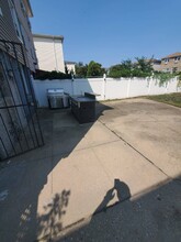 10-20 Bay 32 St in Queens, NY - Building Photo - Building Photo