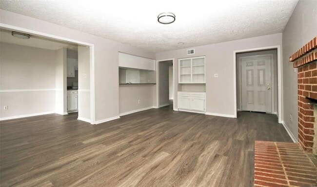 13611 Ravensway Dr in Cypress, TX - Building Photo - Building Photo