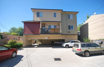 The Ridgemont Student Apartments in Eugene, OR - Building Photo - Other