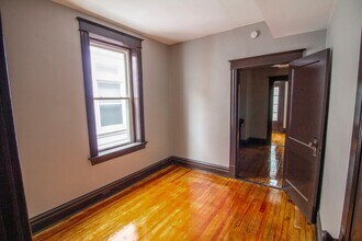 4247 Grace Ave-Unit -4247A in St. Louis, MO - Foto de edificio - Building Photo