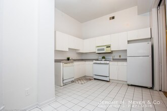 50 E Chicago Ave-Unit -#2E in Chicago, IL - Building Photo - Building Photo