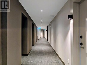 8020 Derry Rd in Milton, ON - Building Photo - Building Photo