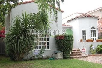 471 S La Peer Dr in Beverly Hills, CA - Foto de edificio