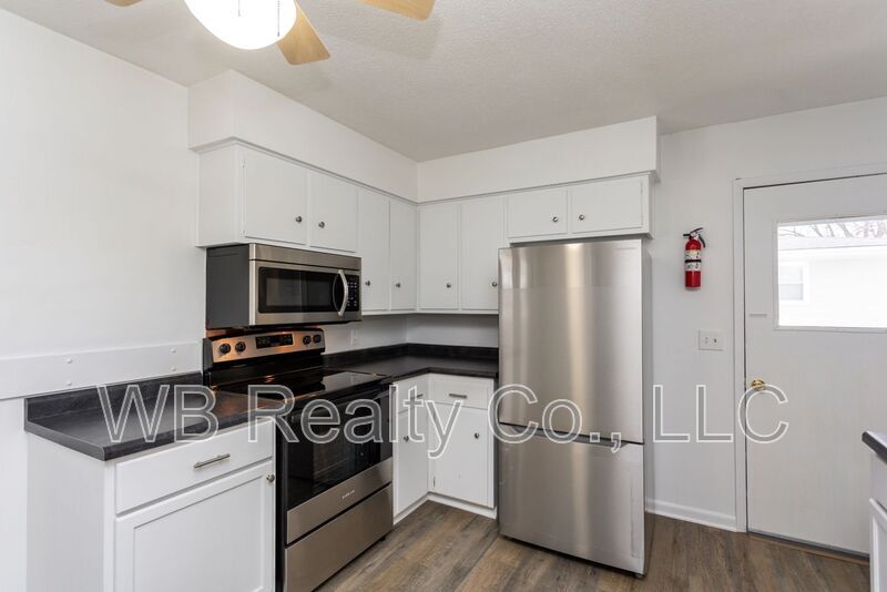 45 Northview Dr in Waukee, IA - Building Photo