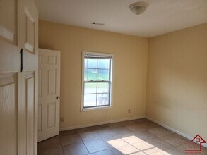 1090 N Washington Ave in Cookeville, TN - Building Photo - Building Photo