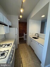 526 8th St NE in Washington, DC - Building Photo - Building Photo