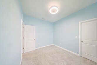 35210 Daisy Meadow Loop in Zephyrhills, FL - Building Photo - Building Photo