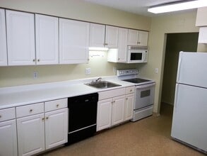 4011 Rockwell Ave, Unit 4 in Horseheads, NY - Building Photo - Building Photo