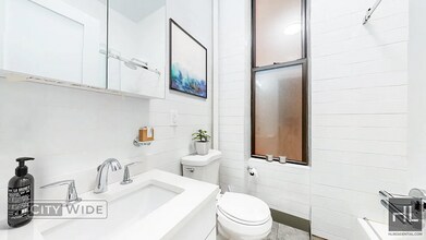 106 E 81st St in New York, NY - Building Photo - Building Photo