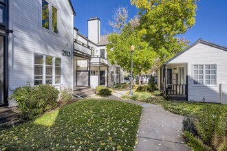 2113 Walnut St in Boulder, CO - Building Photo - Building Photo
