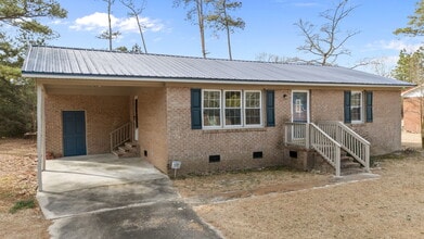 904 Jennifer Ln in Snow Hill, NC - Building Photo - Building Photo