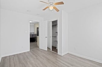 2271 John F. Kennedy Blvd in Jersey City, NJ - Building Photo - Building Photo