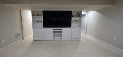 15401 Ewells Mill Way in Woodbridge, VA - Building Photo - Building Photo
