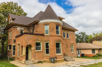 810 S Broad St in Mankato, MN - Building Photo - Other