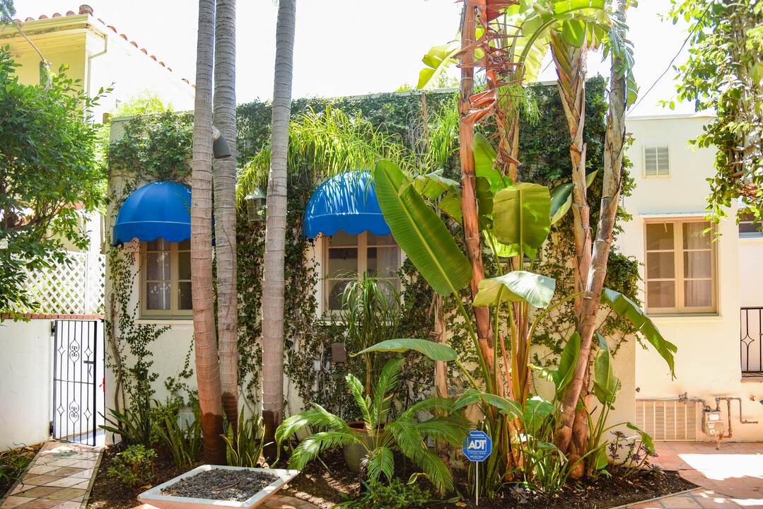 344 S La Peer Dr in Beverly Hills, CA - Building Photo