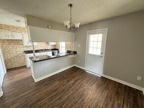 4521 W Fawn Hollow Cir in Memphis, TN - Building Photo - Building Photo