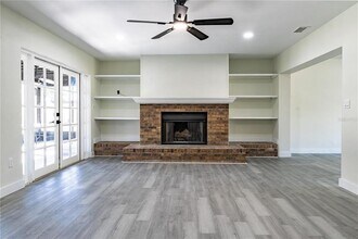 9209 Kingsridge Dr in Tampa, FL - Building Photo - Building Photo