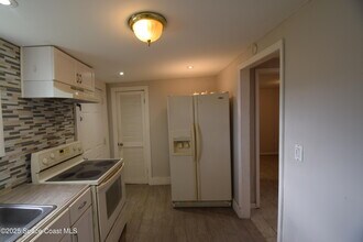 329 Pine Ave in Cocoa, FL - Building Photo - Building Photo