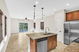 779 10th Ave S in Jacksonville Beach, FL - Building Photo - Building Photo