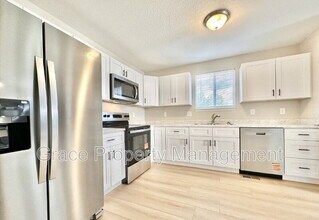 3451 W 65th Ave in Denver, CO - Foto de edificio - Building Photo
