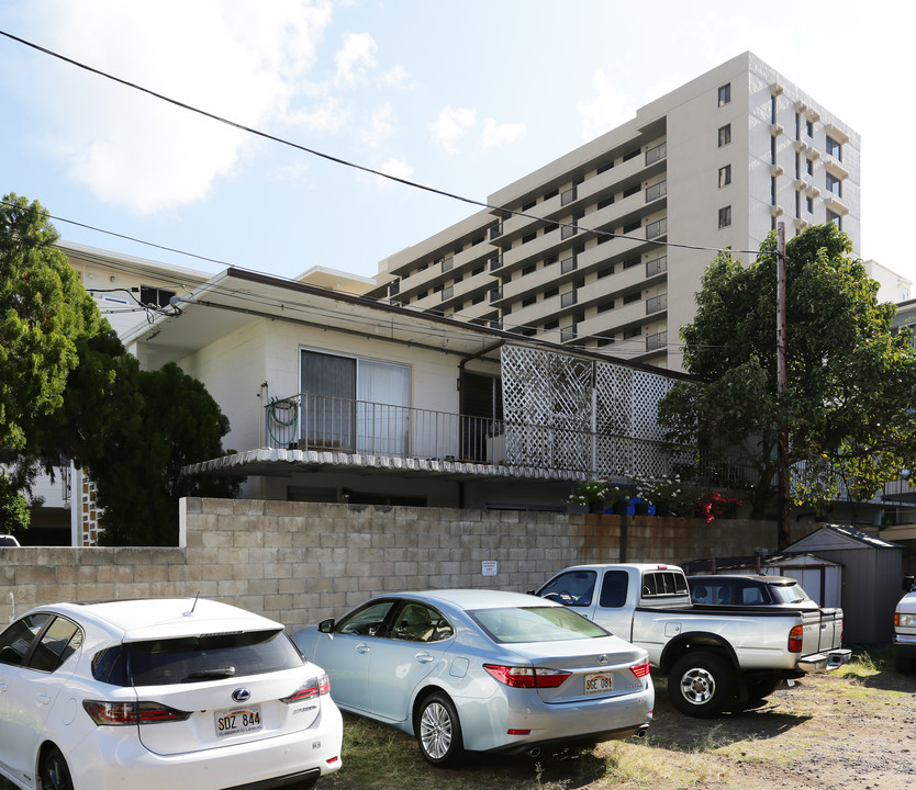 1643 Liholiho St in Honolulu, HI - Foto de edificio